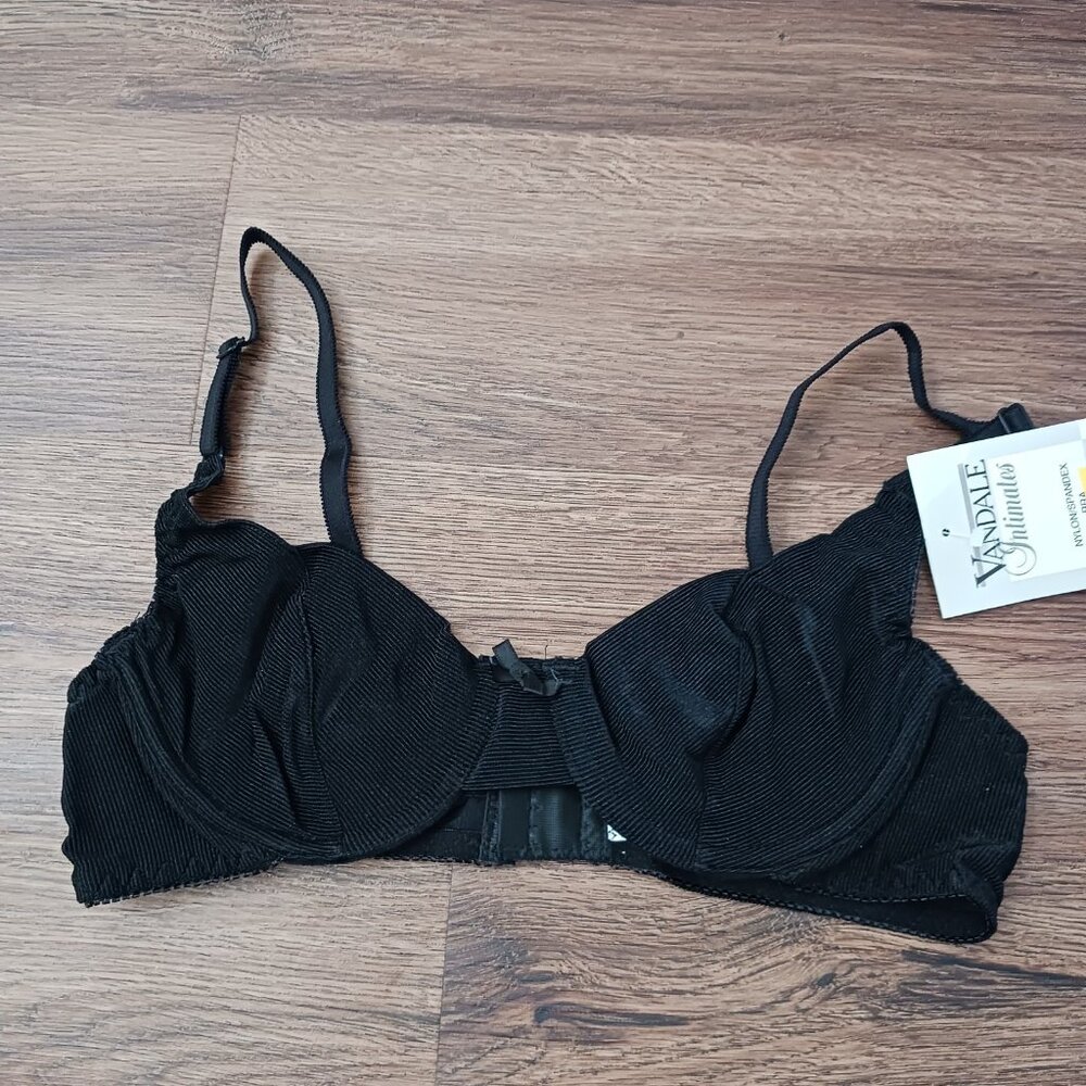 New Vintage Van Dale Bra Size 34B Black Shiny Ribbed Underwire Unlined NOS